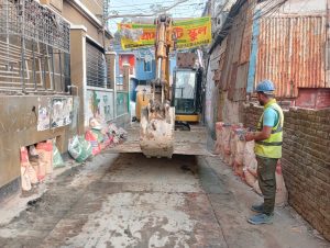 ms plate shifting work on going at d zone hazi badsha mia lane, ctg.